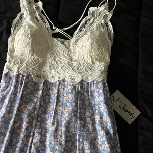 Justify Ivory Lace and Floral Blue Chemise